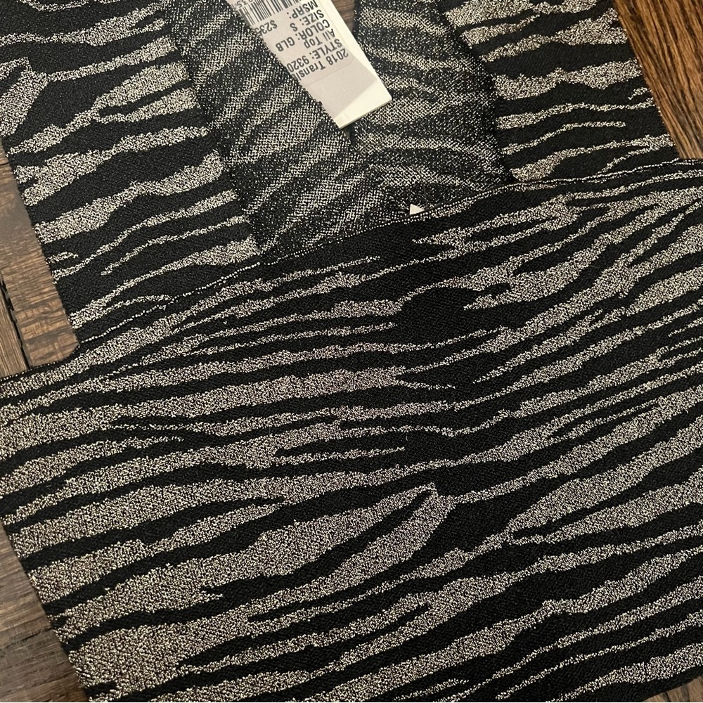 NWT ALC “Ali” crop top in metallic